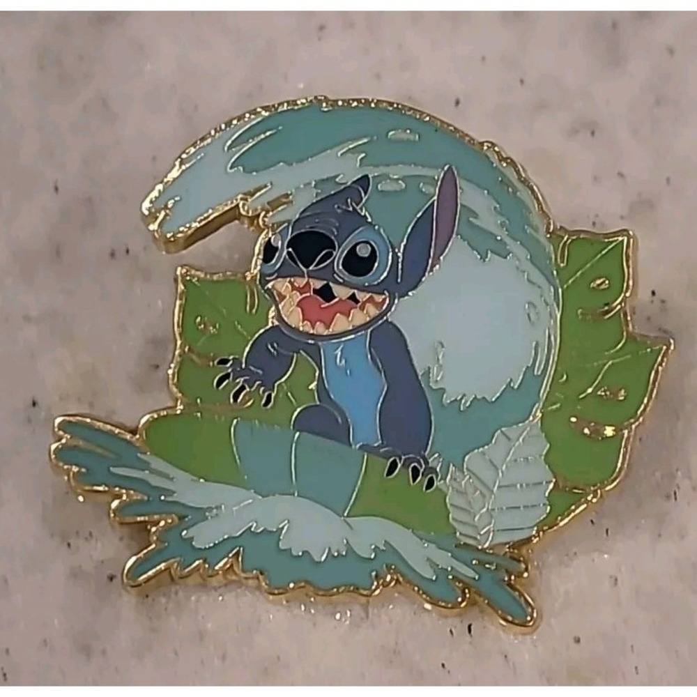 Loungefly Disney Stitch Tonal Scene Blind Box Pin Green Surfboard